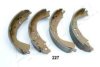 TOYOT 0449535220 Brake Shoe Set, parking brake